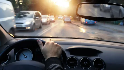 Smooth Driving and Route Choice