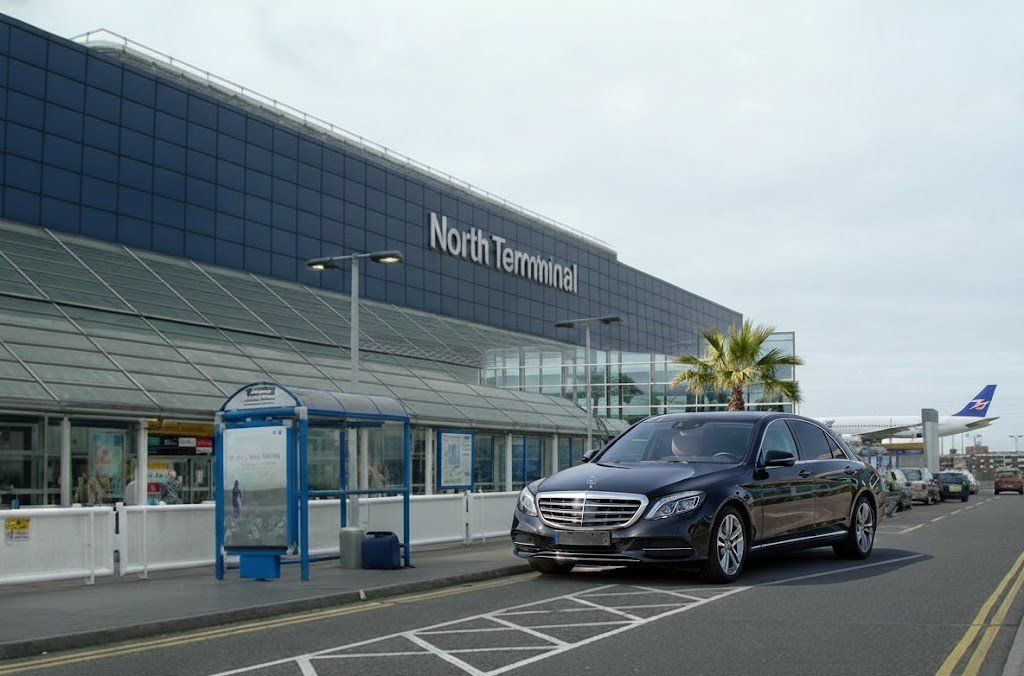 Farnham to Gatwick Airport Taxi